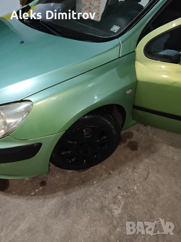 Пежо 307 74 коня бензин ръчка, снимка 2 - Автомобили и джипове - 54087101