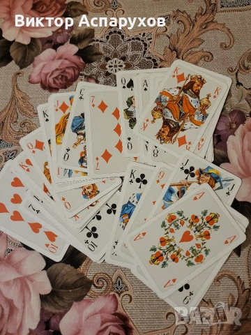 Карти за игра оригинално ГДР колекционерско тесте карти „Rokoko“ 9 от 10 неразличими от нови, снимка 4 - Карти за игра - 54233325