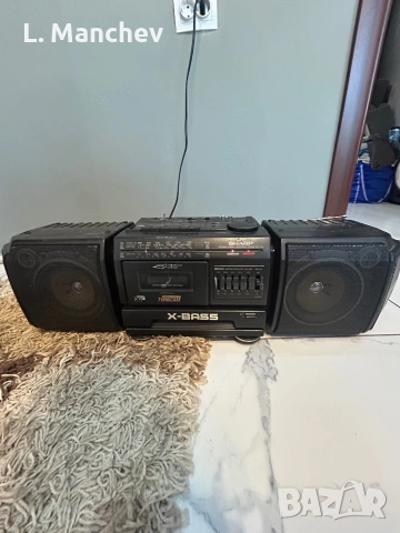 Касетофони Sharp, JVC 
