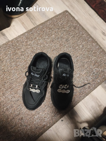 Обувки, снимка 4 - Дамски ежедневни обувки - 54094794