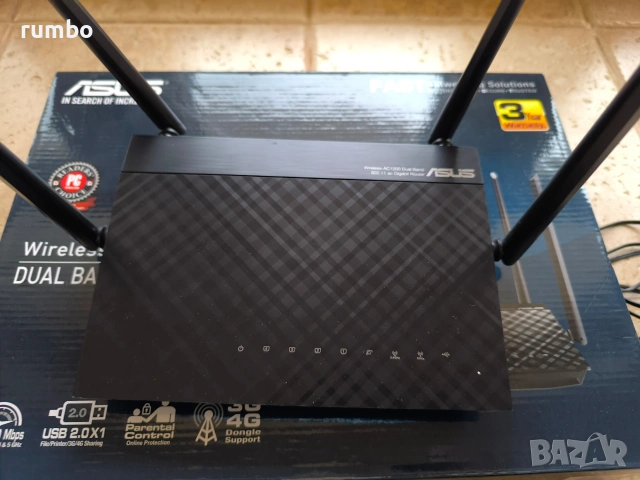 Продавам Wi fi рутер Asus AC1200 4 антени, снимка 3 - Рутери - 54512382