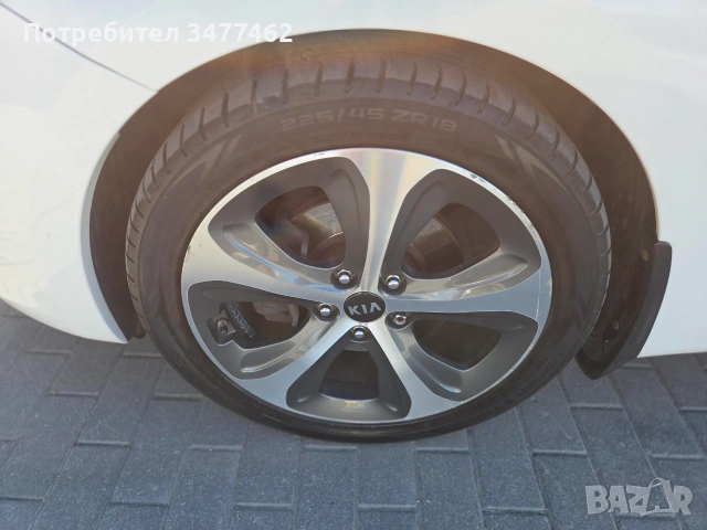 Продава Kia Carens, семеен автомобил в отлично състояние, снимка 6 - Автомобили и джипове - 55129619