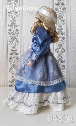 Порцеланова кукла със стойка , снимка 3 - Кукли - 54097320