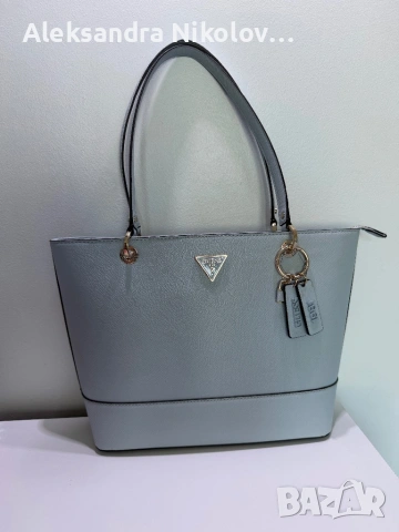 Нова оригинална чанта на Guess , снимка 5 - Чанти - 54651241