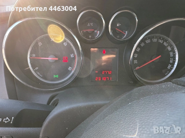 Opel Astra 1.7 CDTI, снимка 8 - Автомобили и джипове - 54622165