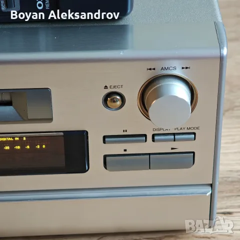 Аудиофилски MiniDisc плеър Onkyo MD-122 с оригинално дистанционно, снимка 2 - Декове - 55568830