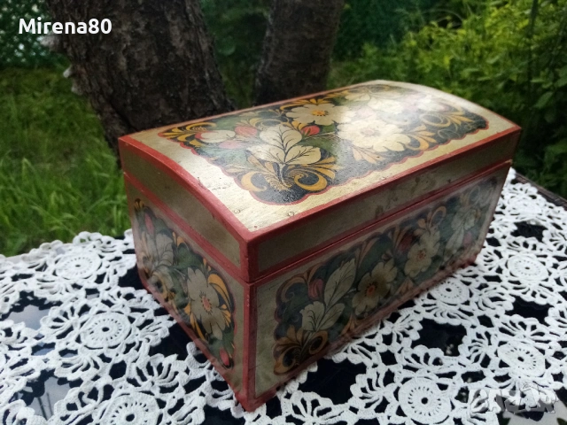 ХОХЛОМА - сандъче, снимка 2 - Антикварни и старинни предмети - 54496061