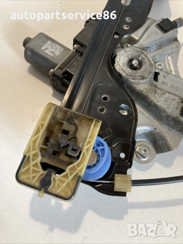 Стъклоповдигач с мотор за предна дясна врата за Vauxhall Astra 1.3 Cdti (2012) 0130822411, снимка 2 - Части - 55013815