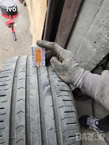 Продавам комплект летни гуми Continental PremiumContact 5 Размер: 215/55 R16 93V, снимка 2 - Гуми и джанти - 54646633