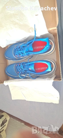 маратонки. adidas 