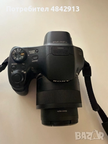 Продава се фотоапарат Sony