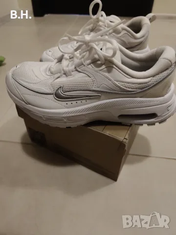 Nike air max bliss, снимка 2 - Маратонки - 55467377