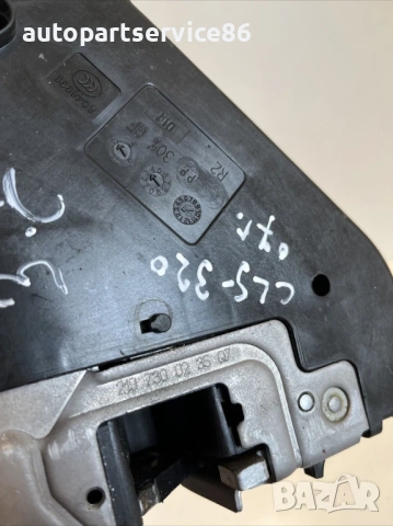 Заключващ механизъм за задна дясна врата за Mercedes CLS W219 3.2 CDI (2009) 2197300235, снимка 2 - Части - 54157051