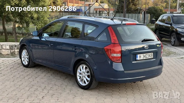 Kia Ceed SW Facelift 1.6 CRDi 115 к.с. , снимка 3 - Автомобили и джипове - 55538063