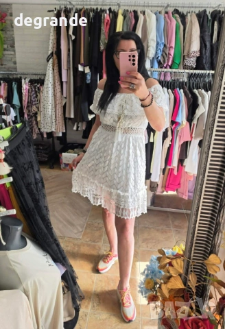  🎀Къса Рокля в цвят Екрю и цвят Бял