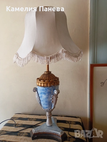 Винтидж настолна лампа 