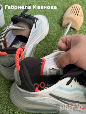 Дамски маратонки Nike Air Max 2090 | Н 38 | разцветка "Pure Platinum / White / Bright Crimson", снимка 11 - Маратонки - 55528729