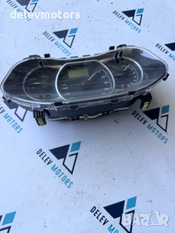 83800-F5240 километраж табло от Toyota Yaris P13, 1.0i, 72 ph., 5 sp., engine 1KR-FE, KSP130 2020, снимка 2 - Части - 54853514