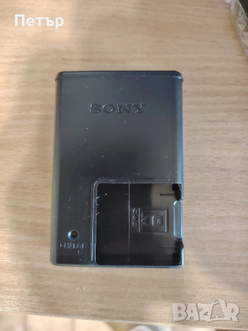 Зарядно Sony BC-CSK