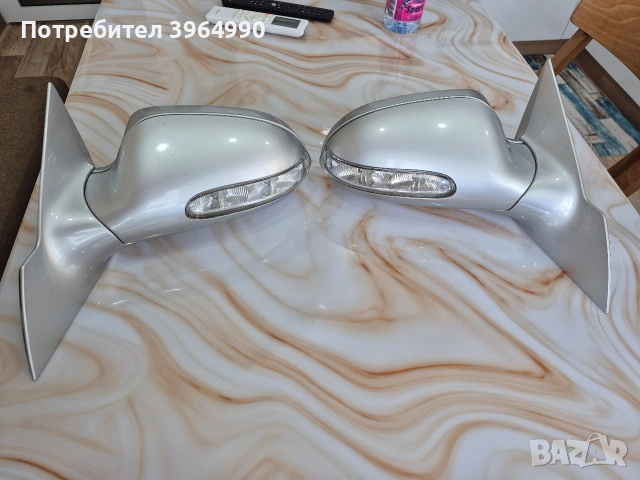 Външни странични огледа за Мерцедес CLK W209 2008г , снимка 3 - Части - 55153872