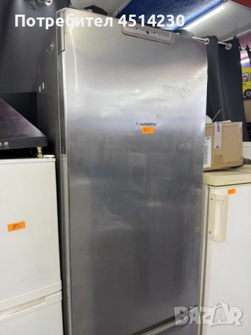 Хладилник Ariston – 200 × 60 см , снимка 2 - Хладилници - 55202343