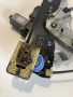 Стъклоповдигач с мотор за предна дясна врата за Vauxhall Astra 1.3 Cdti (2012) 0130822411, снимка 2