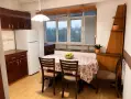 Продавам тристаен апартамент в Изгрев , снимка 1