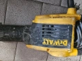 Оригинален професионален къртач DeWALT SDS-Max – с куфар и шило, снимка 2