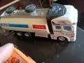 Камиончета и лоличка, снимка 2