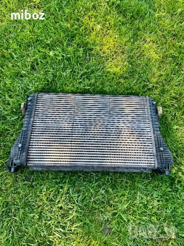 Интеркулер Фолксваген Пасат VW Passat b6, снимка 2 - Части - 54336944