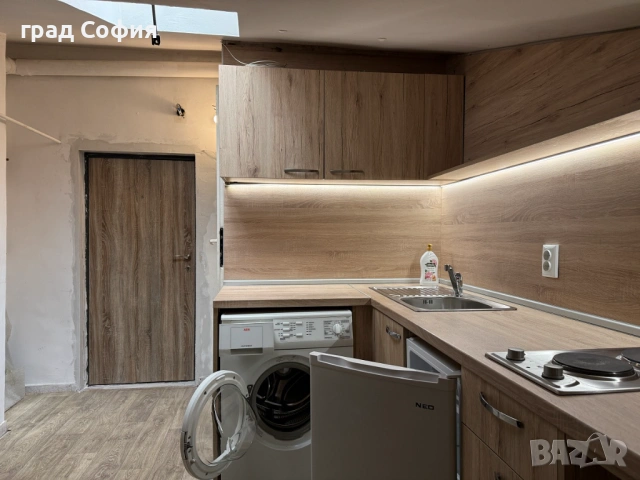 таван/ателие, обзаведено, за сам човек в ж.к.Дианабад, на ток, снимка 2 - Апартаменти - 52982712