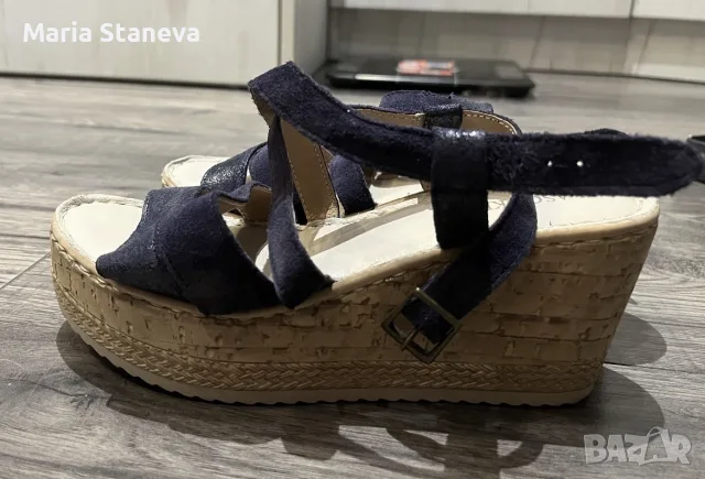 Тъмносини сандали на платформа Lasocki , снимка 2 - Сандали - 55644595
