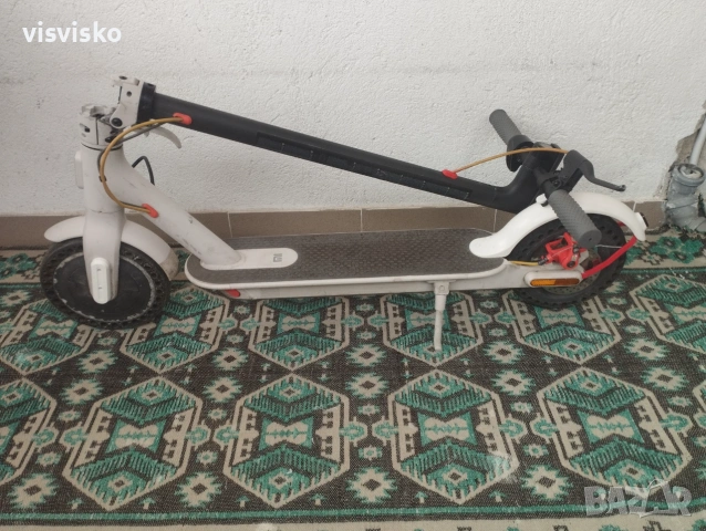 Електрическа тротинетка Xiaomi Mi Electric Scooter 3, снимка 4 - Скутери и тротинетки - 55020829