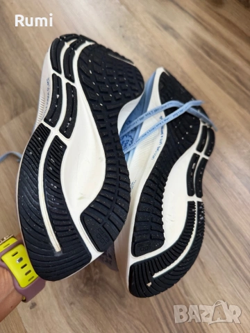 Оригинални маратонки  Nike Air Zoom Pegasus 38 AIR „Run To A…“ ! 41 н, снимка 9 - Маратонки - 54723114