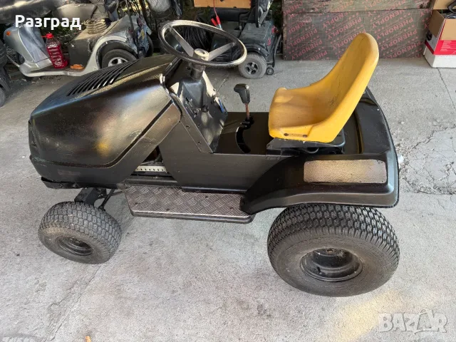Тракторна косачка без косилен апарат briggs&stratton 12 кс, снимка 2 - Градинска техника - 55430999