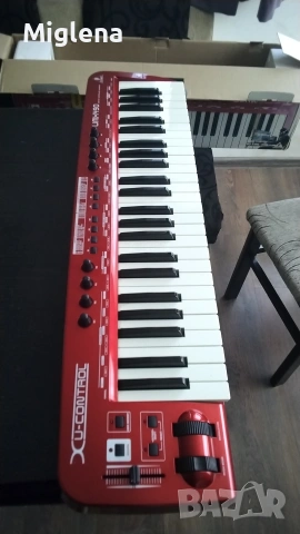 Behringer UMX 490, Midi controller, Миди клавиатура , снимка 2 - Други - 55021505
