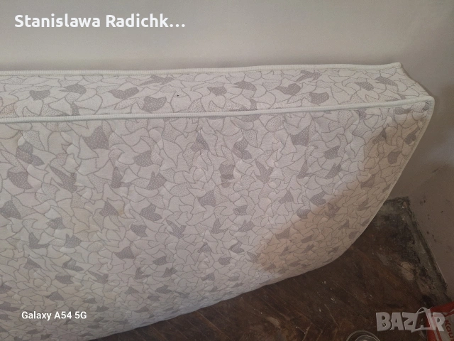 продавам матрак бюро дрехи и чанти , снимка 14 - Бюра - 54912179