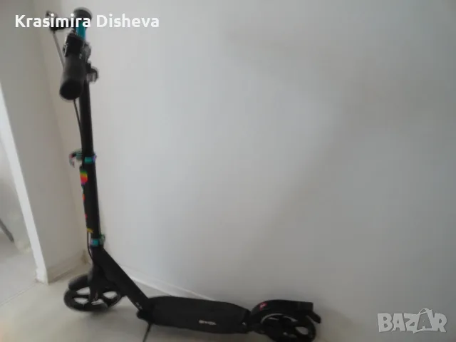 ПРОДАВАМ ТРОТИНЕТКА СЪС СПИРАЧКА+ ПОДАРЪК , снимка 3 - Велосипеди - 55479964