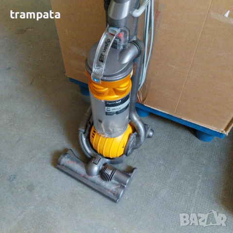 НАЙ ДОБРАТА ОФЕРТА Прахосмукачка Dyson DC25, снимка 2 - Прахосмукачки - 54806361