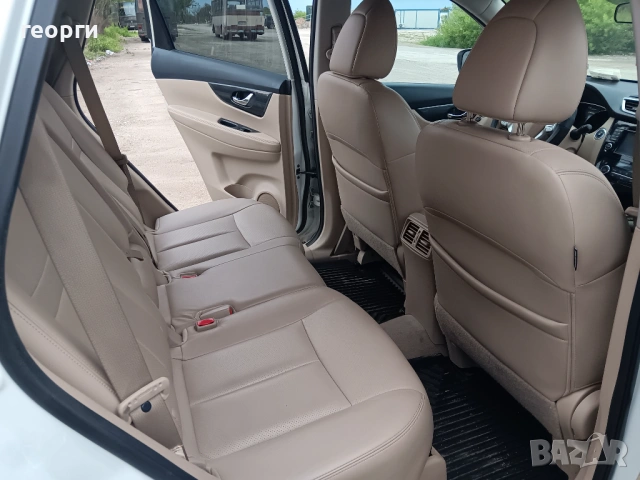 Nissan, снимка 13 - Автомобили и джипове - 54493343