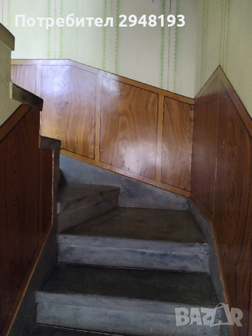 Къща с двор и гараж , снимка 12 - Къщи - 55150841