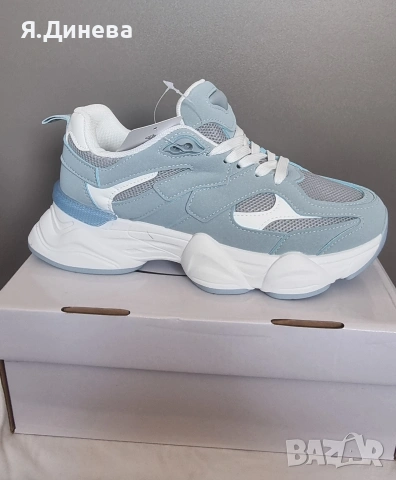 Дамски модел маратонка в светло син цвят 