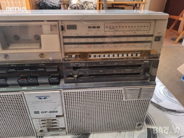 Касетофон Шарп 666 за части, снимка 4 - Радиокасетофони, транзистори - 54087041