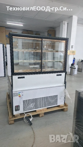 Сладкарска витрина 130 см, снимка 6 - Витрини - 54281719