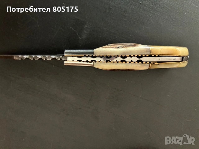 Джобен нож . Острие дамаска стомана. Дръжка еленски и биволски рог., снимка 3 - Ножове - 54878196