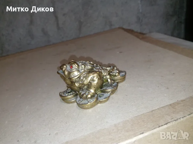 Жаба от смола за късмет и пари  като нова