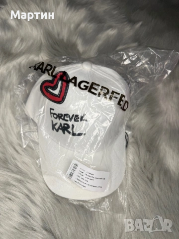 Дамски шапки с козирка Karl Lagerfeld, снимка 6 - Шапки - 54345781