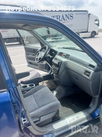 Honda CR-V 2.0i климатик, снимка 11 - Автомобили и джипове - 54900320