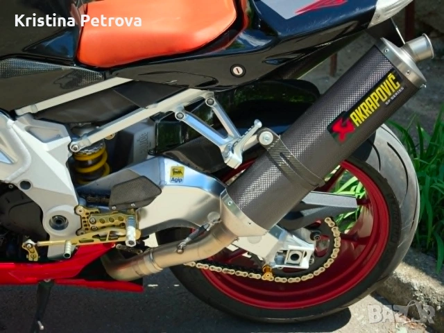 Aprilia RSV4 1 000 куб. м, 2008 г., снимка 7 - Мотоциклети и мототехника - 55263162
