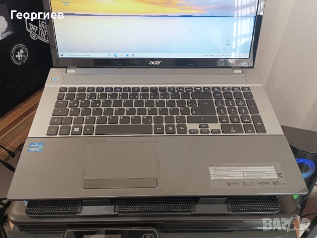Лаптоп Acer Aspire V3-771 - 17,3", снимка 2 - Лаптопи за дома - 54764399